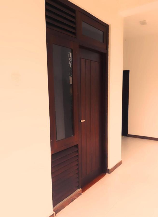 Himawari Beach Villa Matara Exterior foto